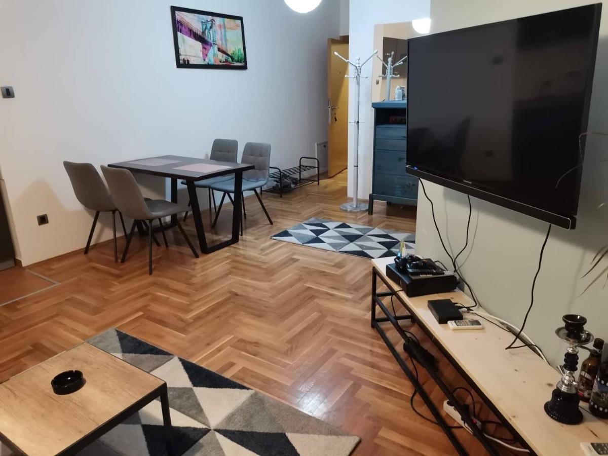 Apartment Luki Новий Сад Екстер'єр фото