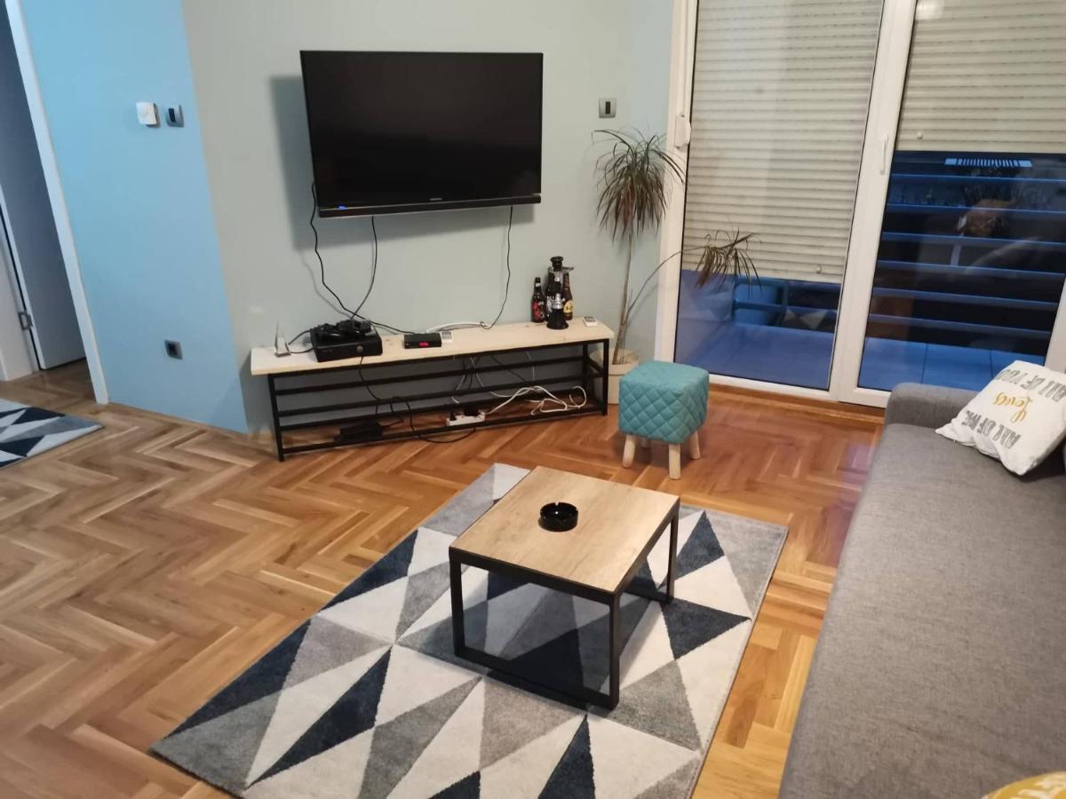 Apartment Luki Новий Сад Екстер'єр фото